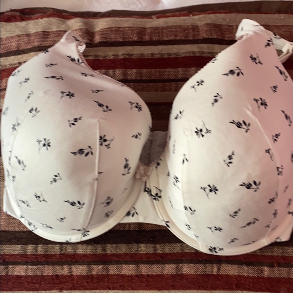 Cacique Lightly Lined Full coverage bra 38G